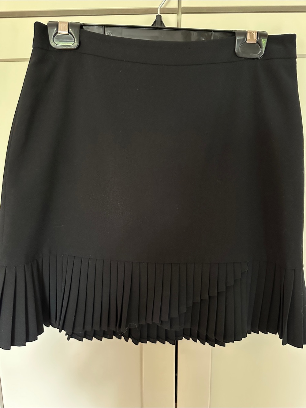 Black Pleated Hem Skirt - Classic Women's Skirt The Limited stretch